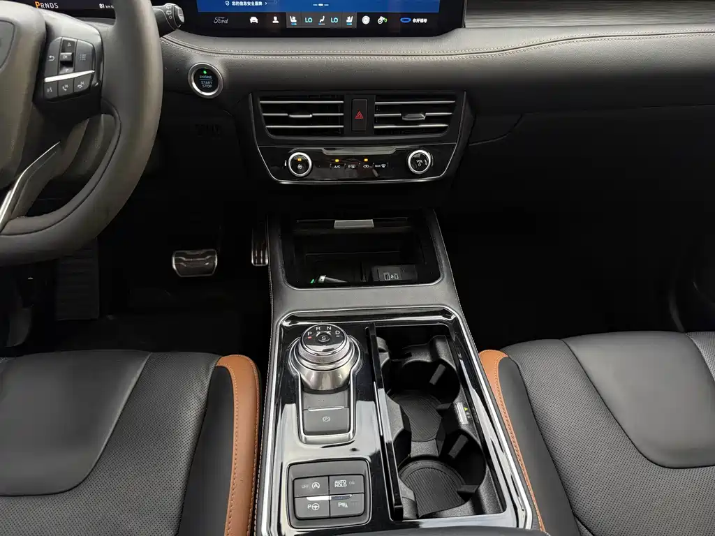 Ford Edge 2022 — фото 15