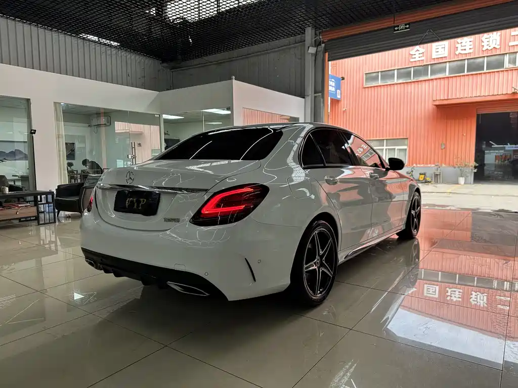 Mercedes-Benz C-Class 2020 — фото 26