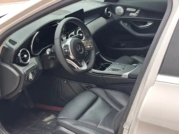 Mercedes-Benz C-Class 2021