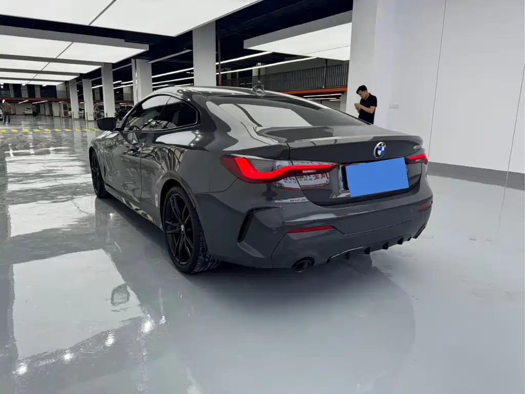 BMW 4 Series 2022 — фото 10