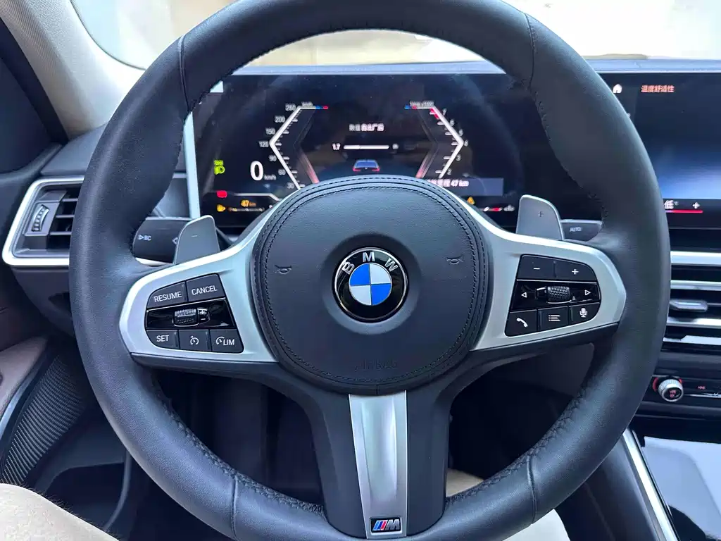 BMW 3 Series 2023 — фото 12