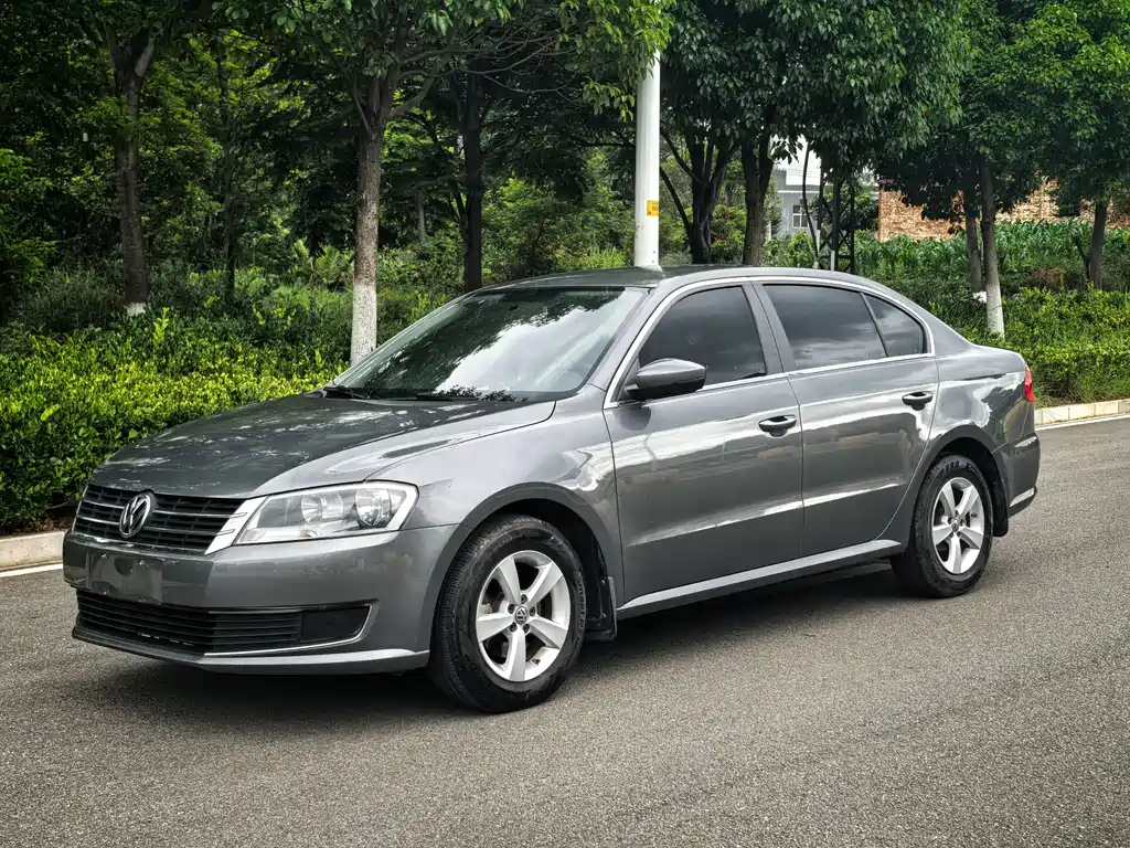 Volkswagen Lavida 2014