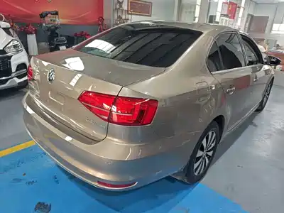 Volkswagen Sagitar 2018