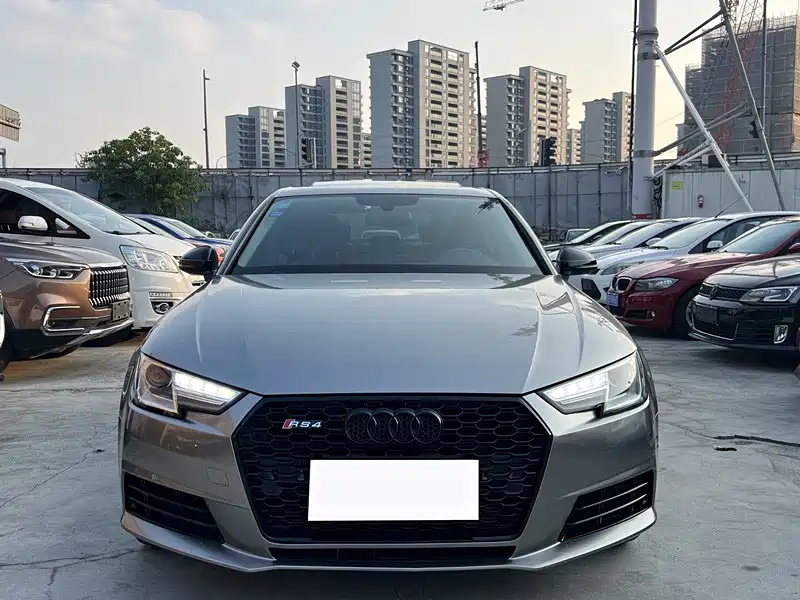 Audi A4L 2017 — фото 2
