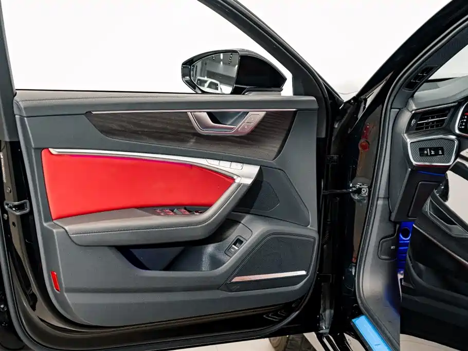 Audi A6L 2025 — фото 17