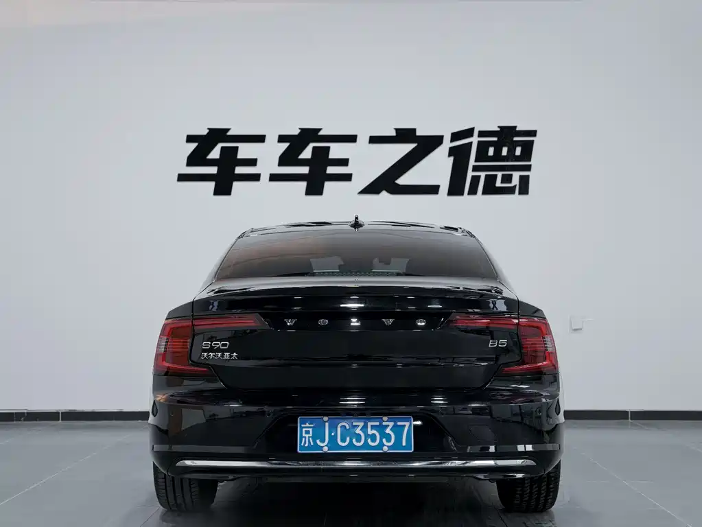 Volvo S90 2021 — фото 18