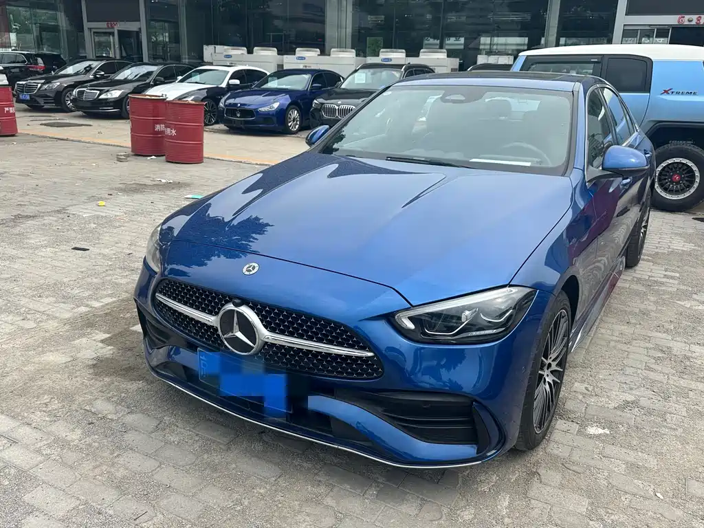 Mercedes-Benz C-Class 2023 — фото 1