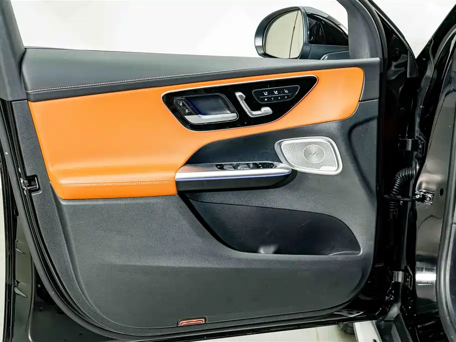 Mercedes-Benz GLC 2023 — фото 16