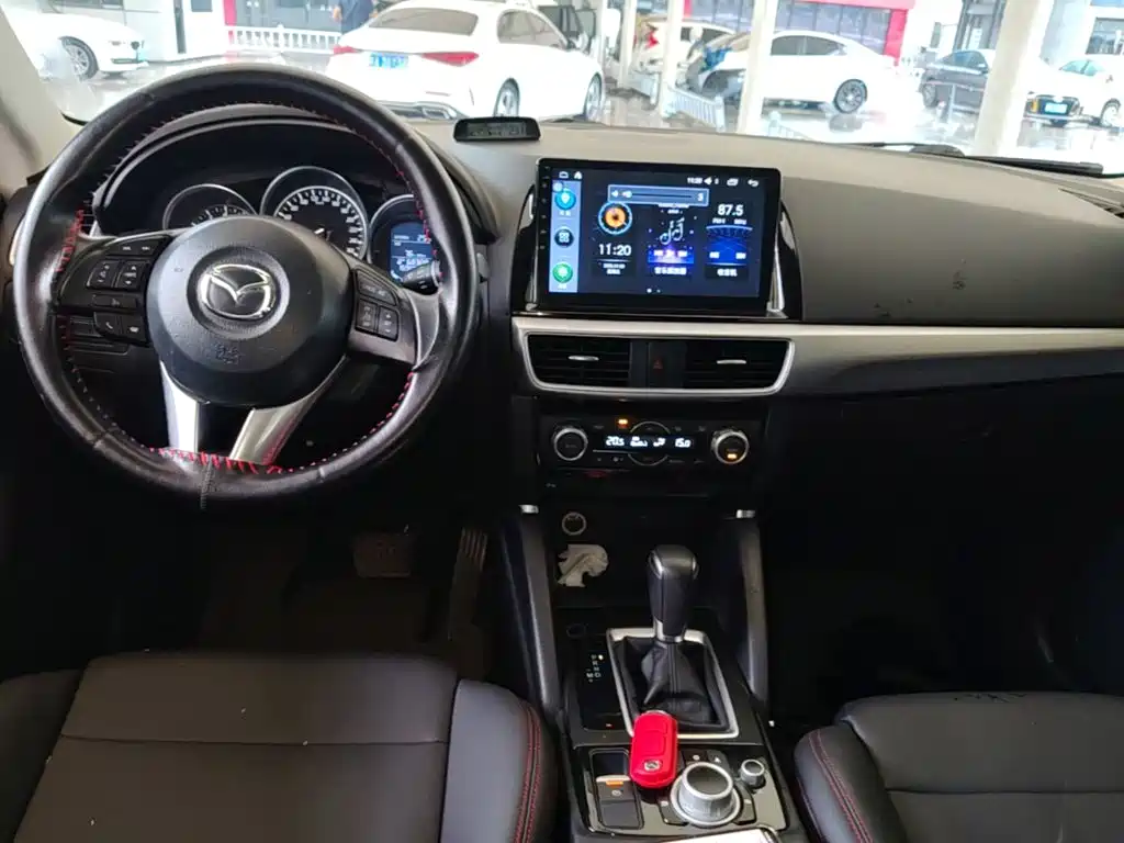 Mazda CX-5 2017 — фото 10