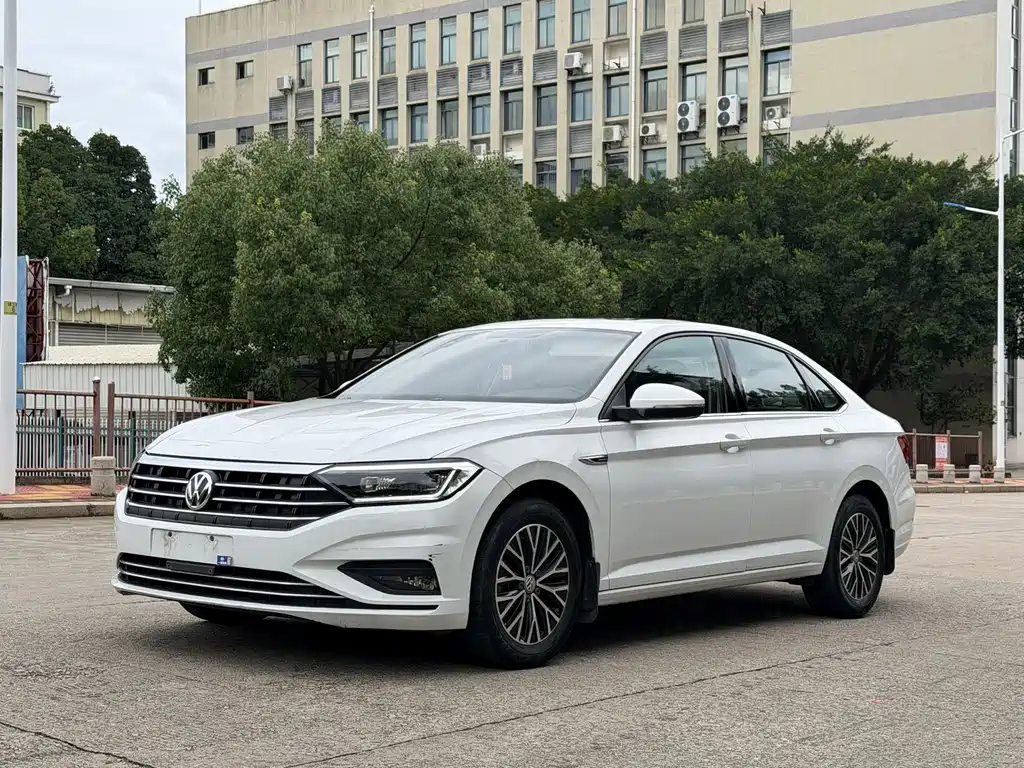 Volkswagen Sagitar 2021