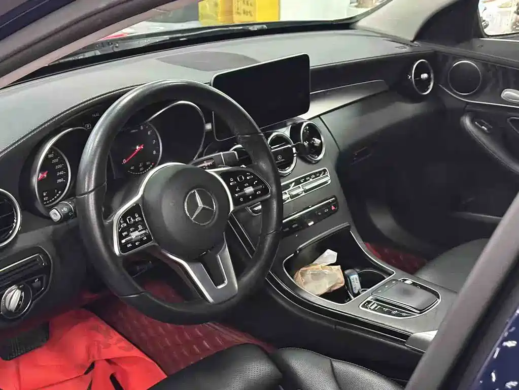 Mercedes-Benz C-Class 2019 — фото 6