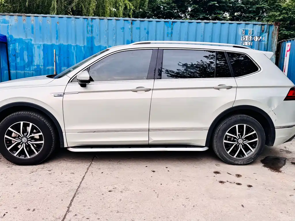 Volkswagen Tiguan L PHEV 2020 — фото 4