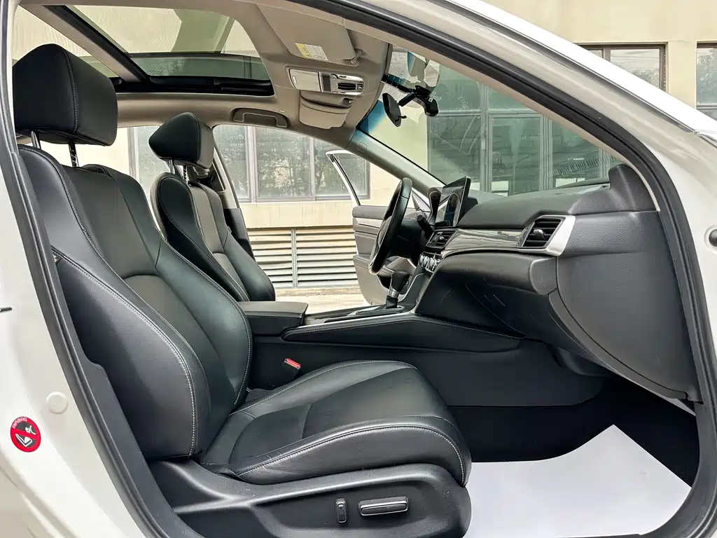 Honda Inspire 2019 — фото 4