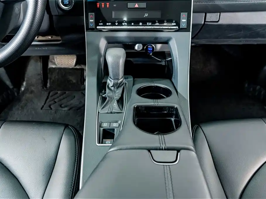 Toyota Avalon 2022 — фото 12