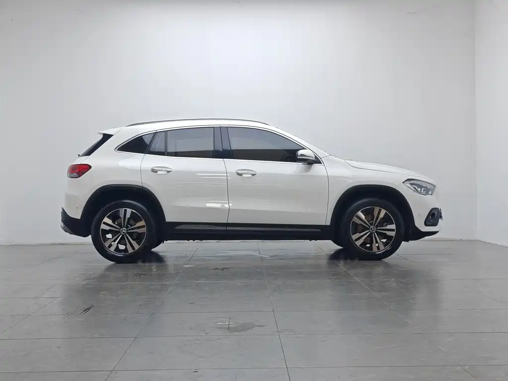 Mercedes-Benz GLA 2021 — фото 11