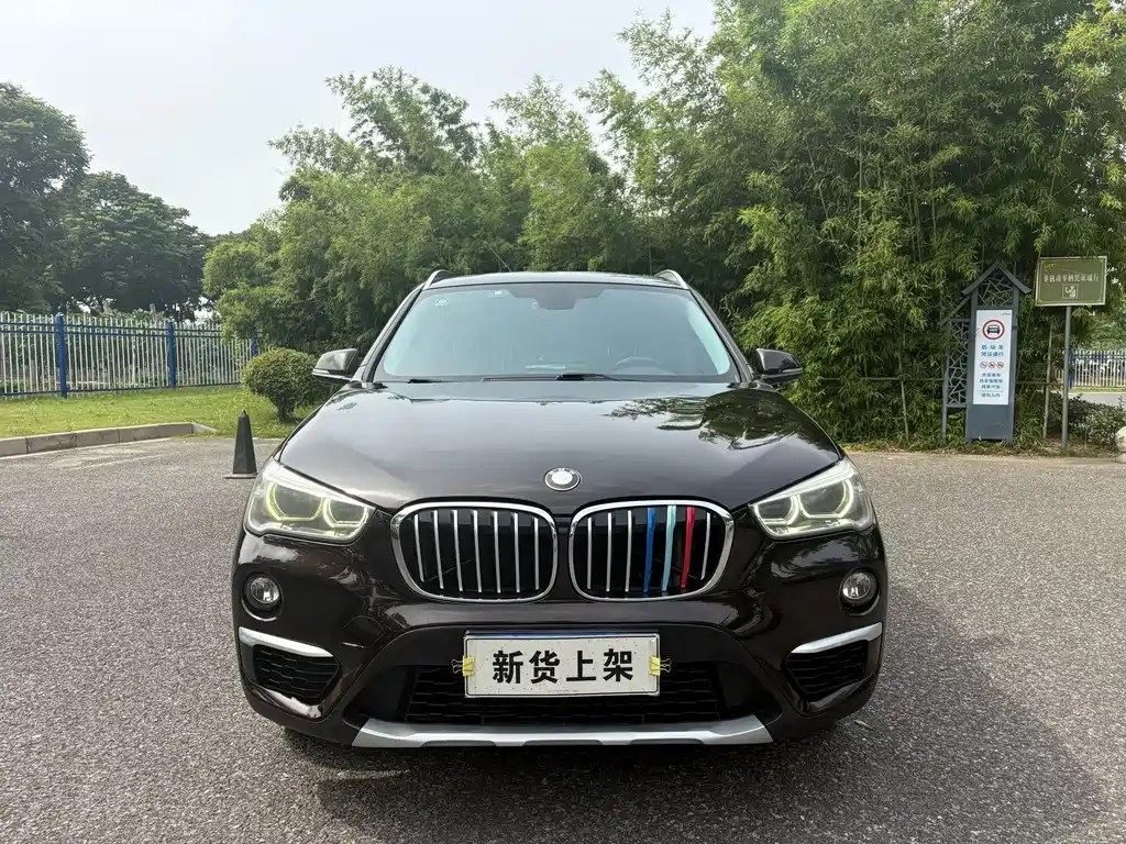 BMW X1 2017 — фото 1