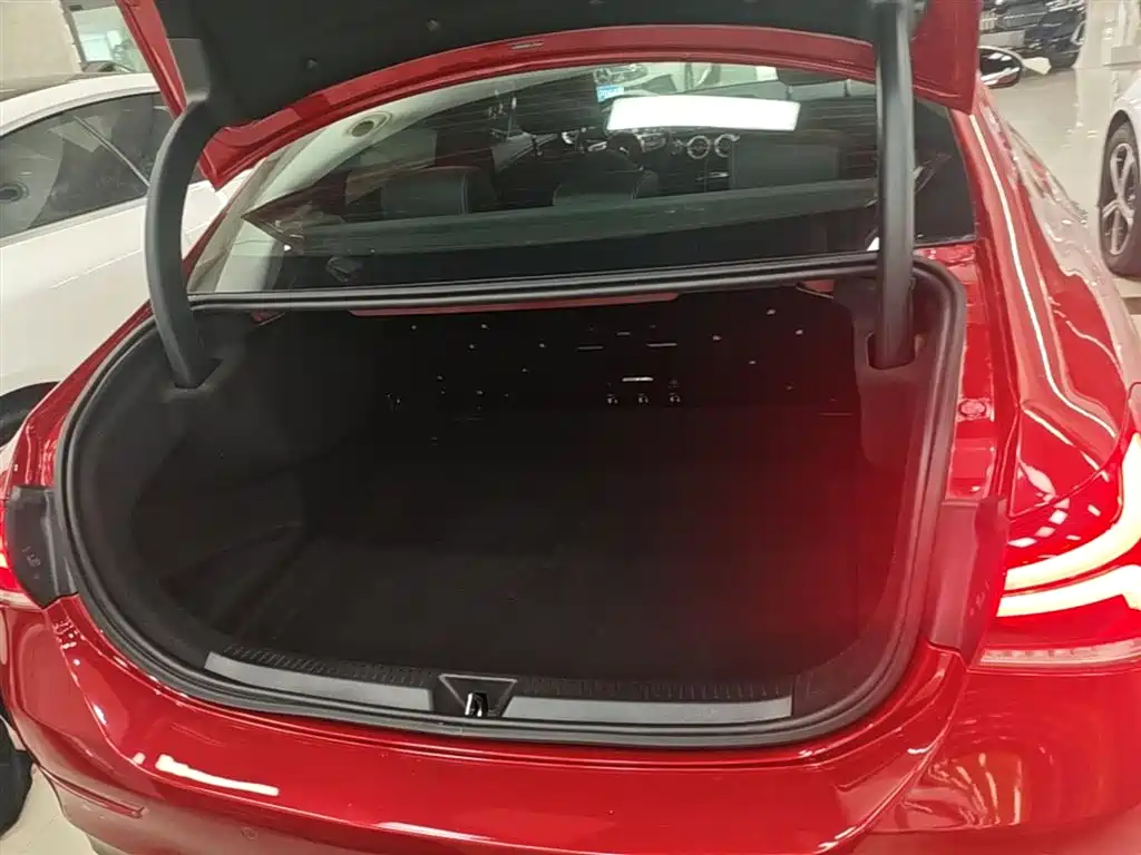 Mercedes-Benz A-Class 2023 — фото 19