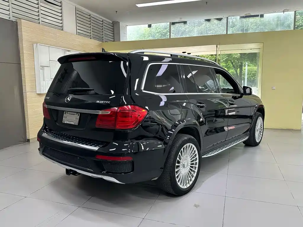 Mercedes-Benz GL-Class 2015 — фото 13