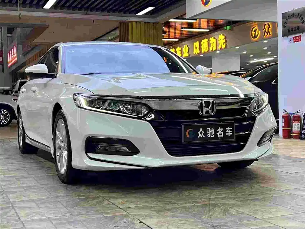 Honda Accord 2021 — фото 1