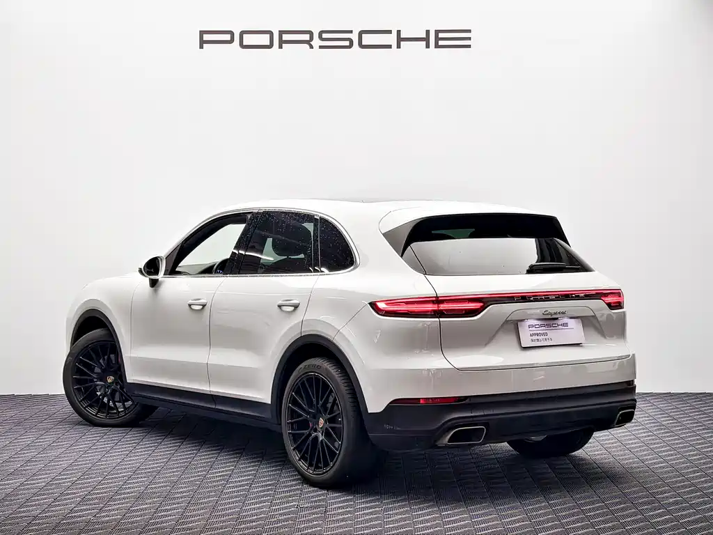 Porsche Cayenne 2020 — фото 7
