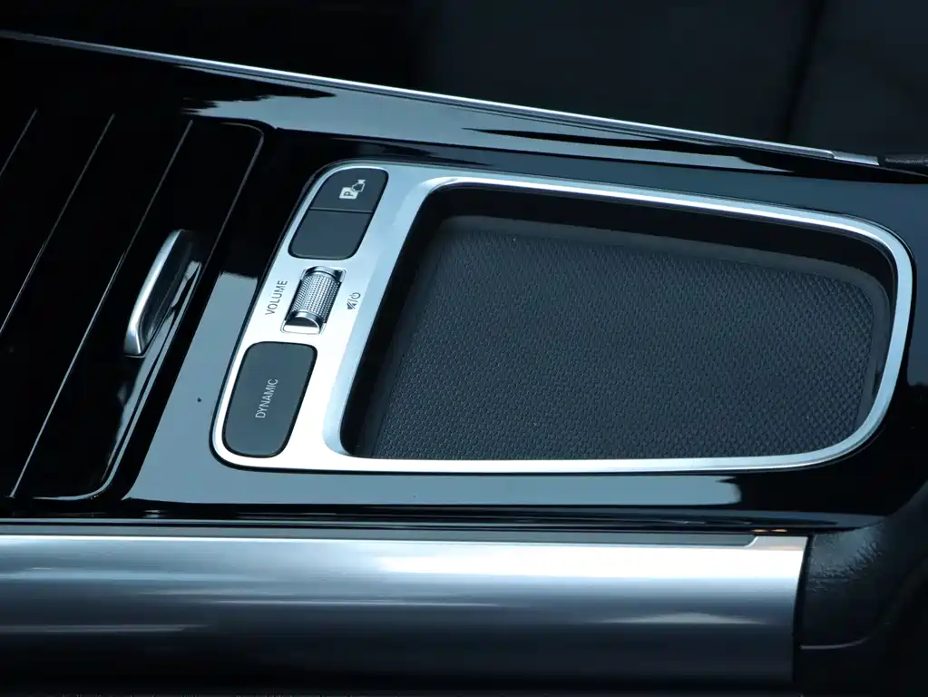 Mercedes-Benz GLA AMG 2025 — фото 11
