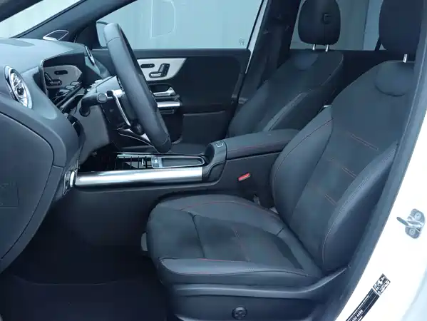 Mercedes-Benz GLA AMG 2024