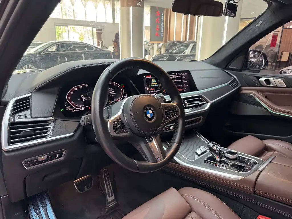 BMW X7 2019 — фото 13