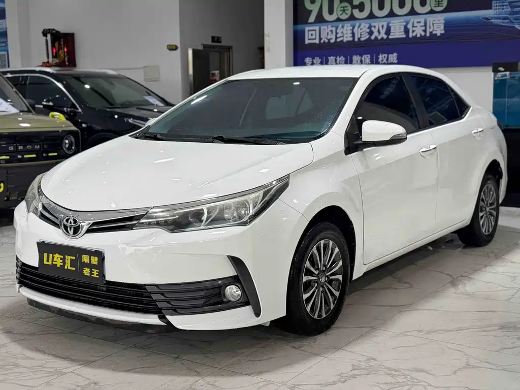 Toyota Corolla 2017 — фото 1
