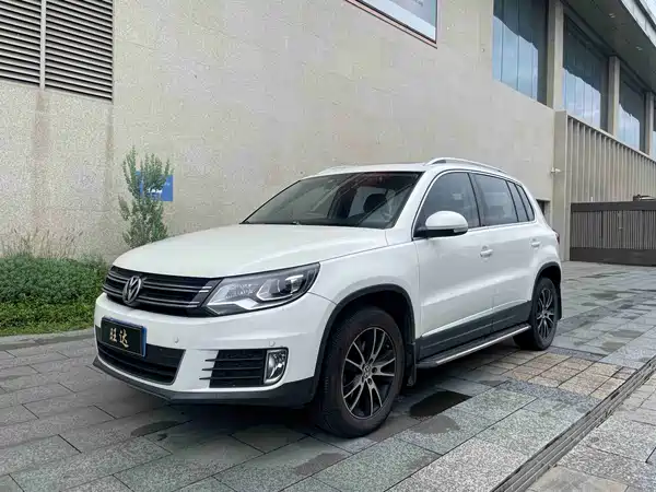 Volkswagen Tiguan 2015