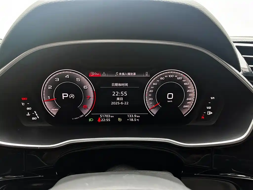 Audi Q3 2022 — фото 12