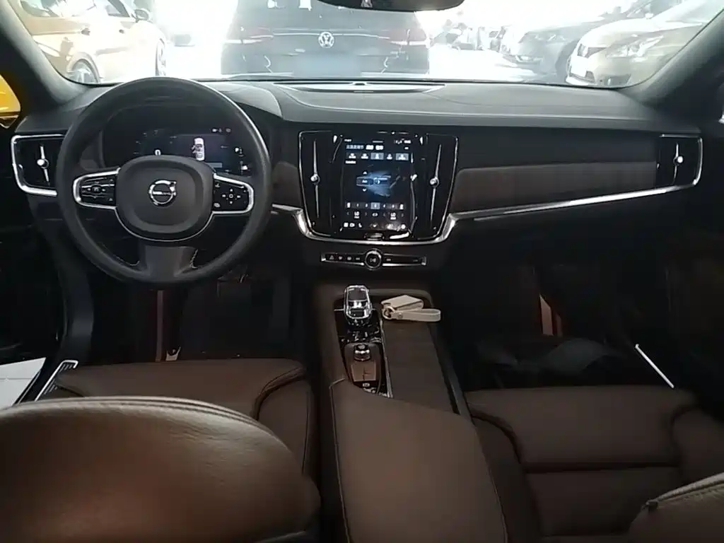 Volvo S90 2023 — фото 10
