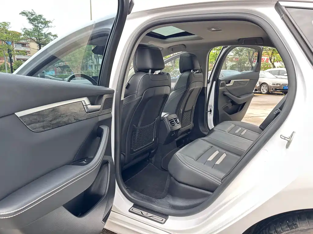 BYD Qin Pro NEV 2018 — фото 10