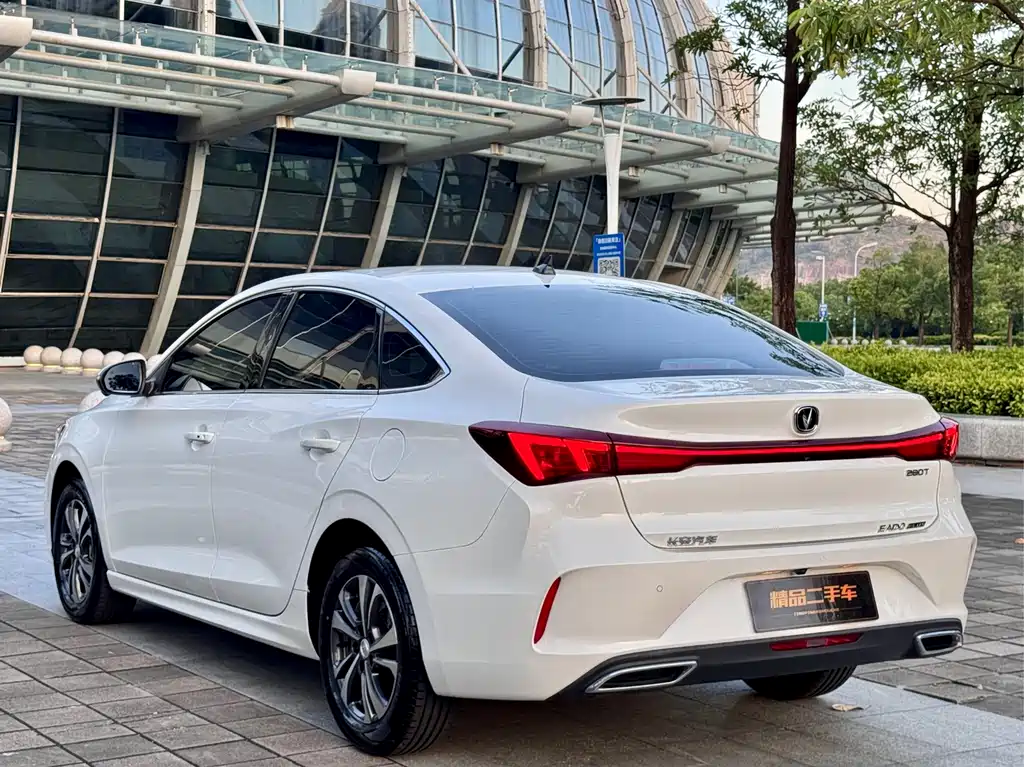 Changan Eado 2023 — фото 25