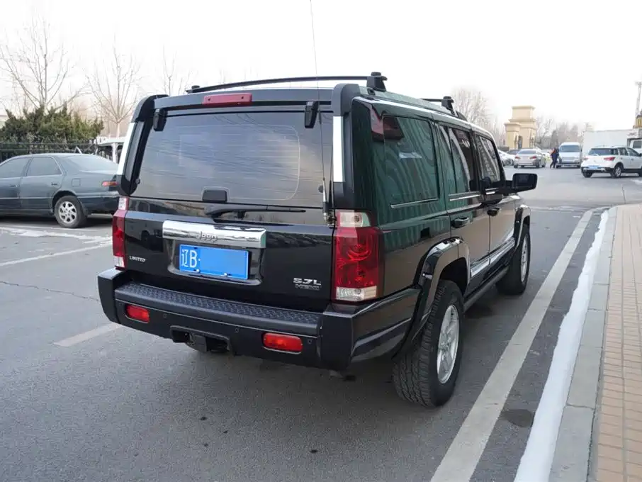 Jeep Commander 2009 — фото 12