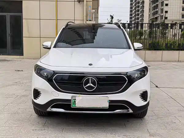 Mercedes-Benz EQB 2022