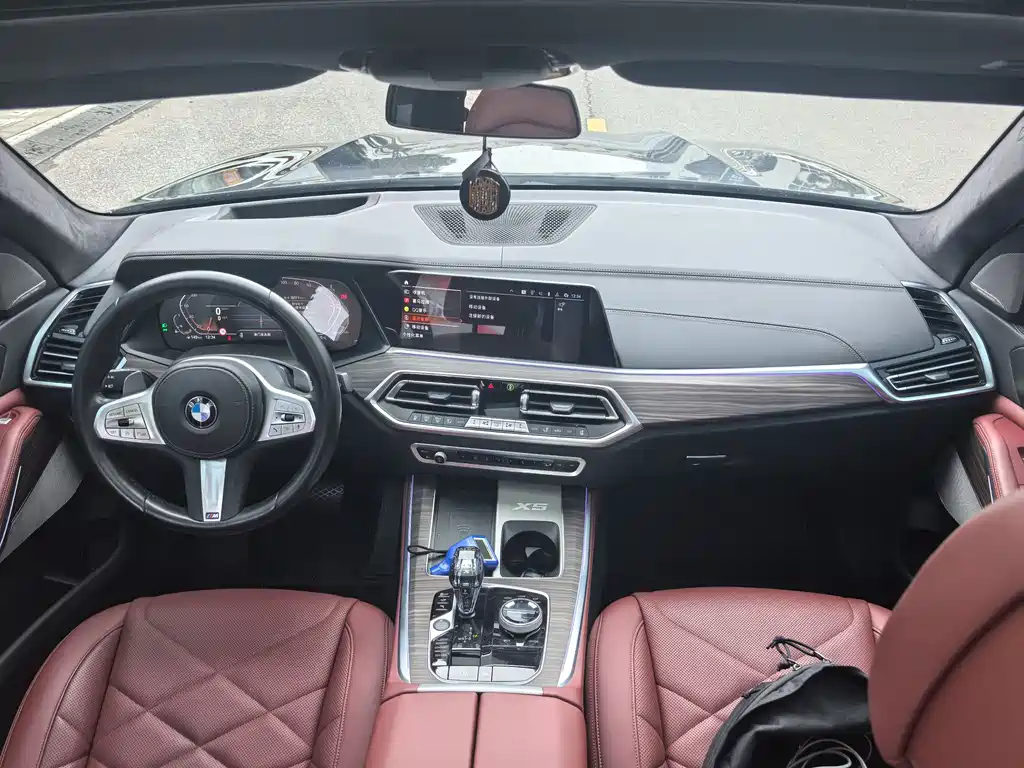 BMW X5 2023 — фото 11