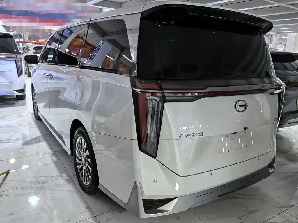 GAC Motor Trumpchi M8 2023 — фото 3