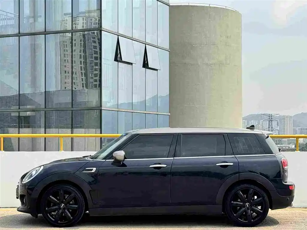 MINI Clubman 2019 — фото 10