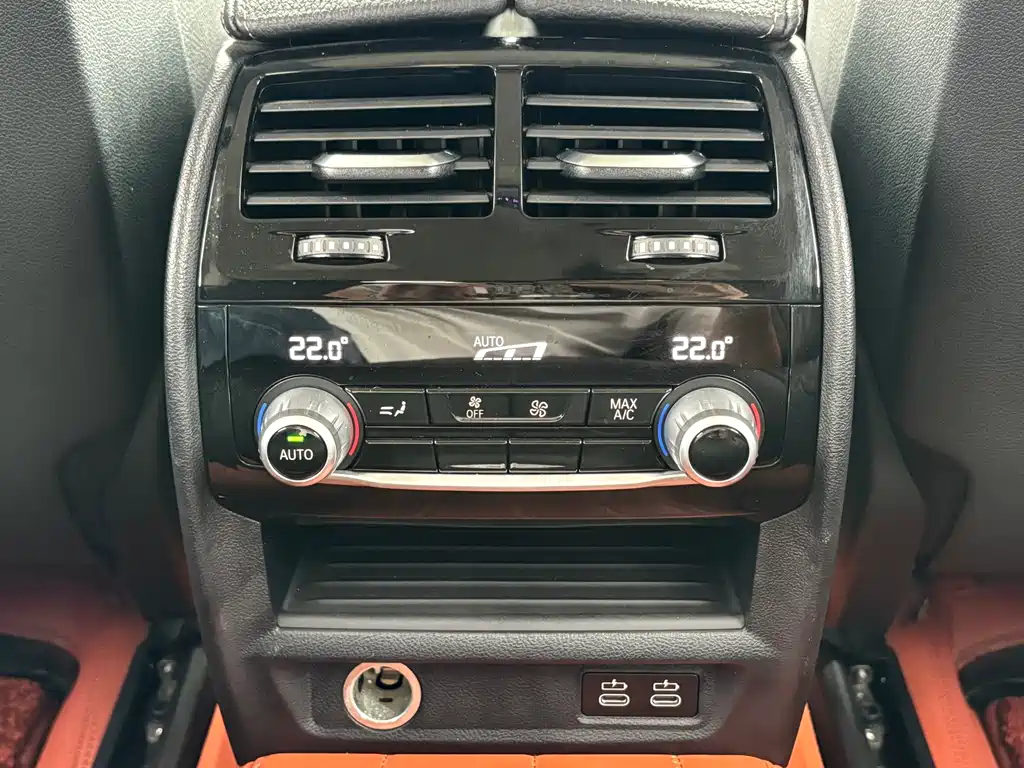 BMW 6 Series GT 2021 — фото 23