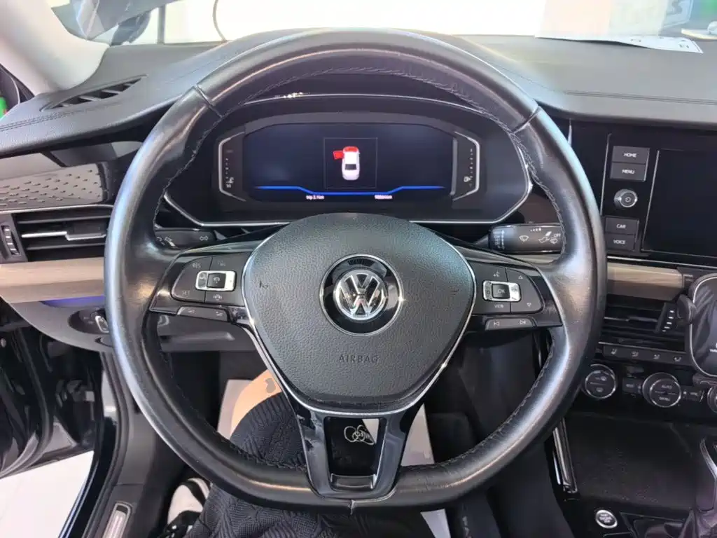 Volkswagen Passat 2020 — фото 11