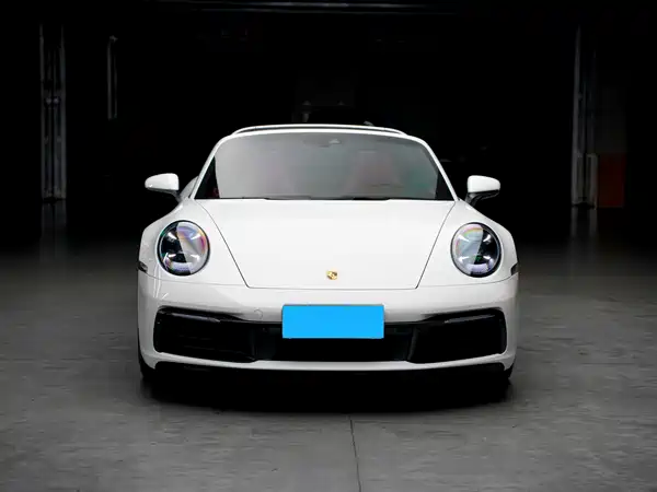 Porsche 911 2020