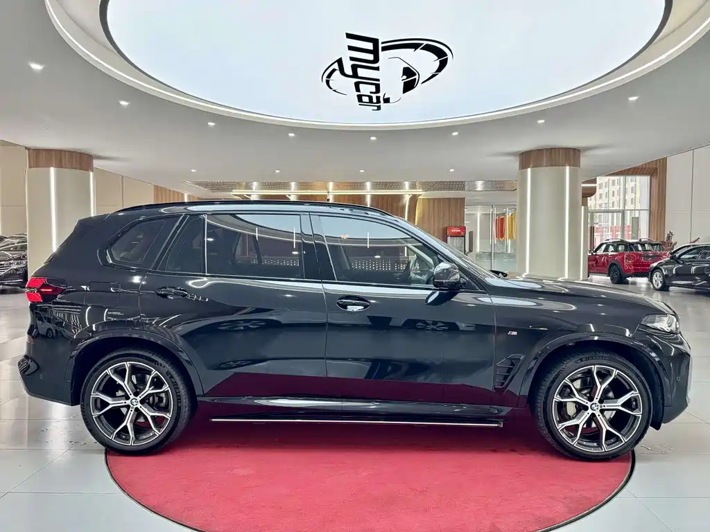 BMW X5 2024 — фото 17