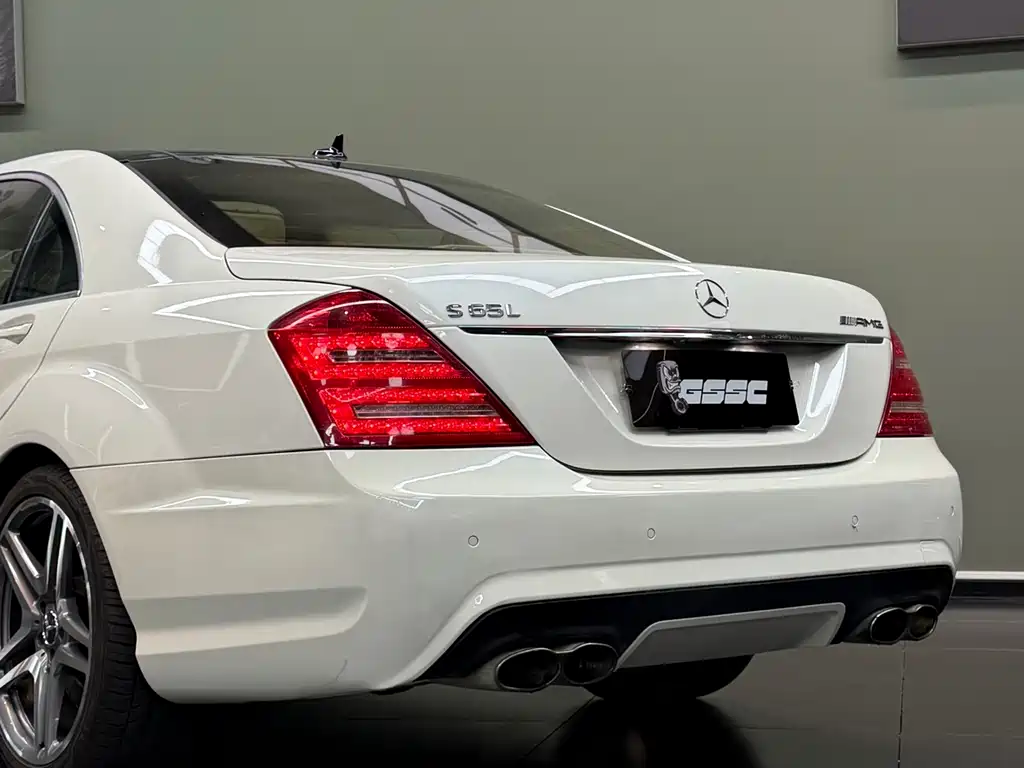 Mercedes-Benz S-Class AMG 2011 — фото 4