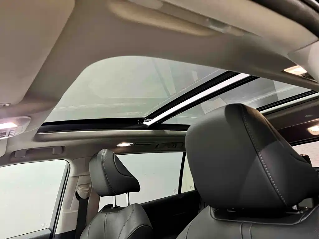Toyota Highlander 2024 — фото 15