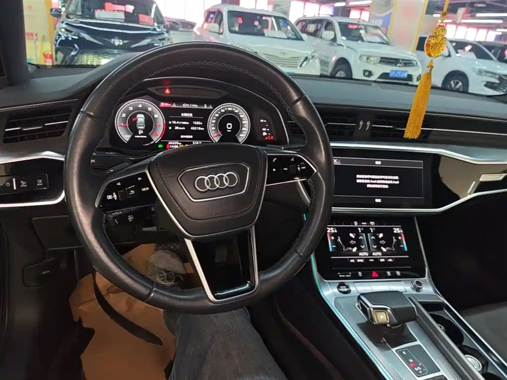 Audi A6L 2023 — фото 10
