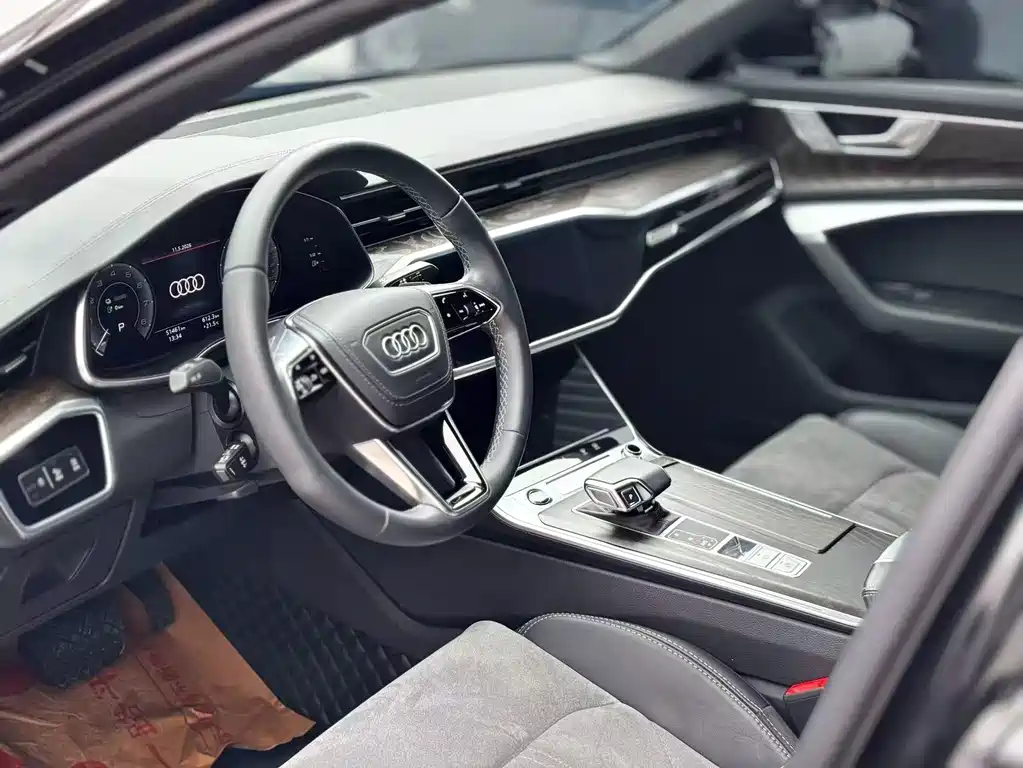 Audi A6L New Energy 2023 — фото 4