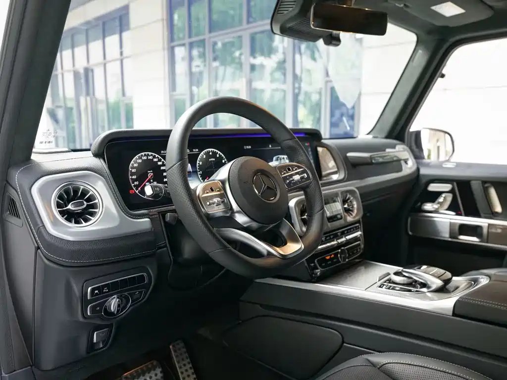 Mercedes-Benz G-Class 2023 — фото 3
