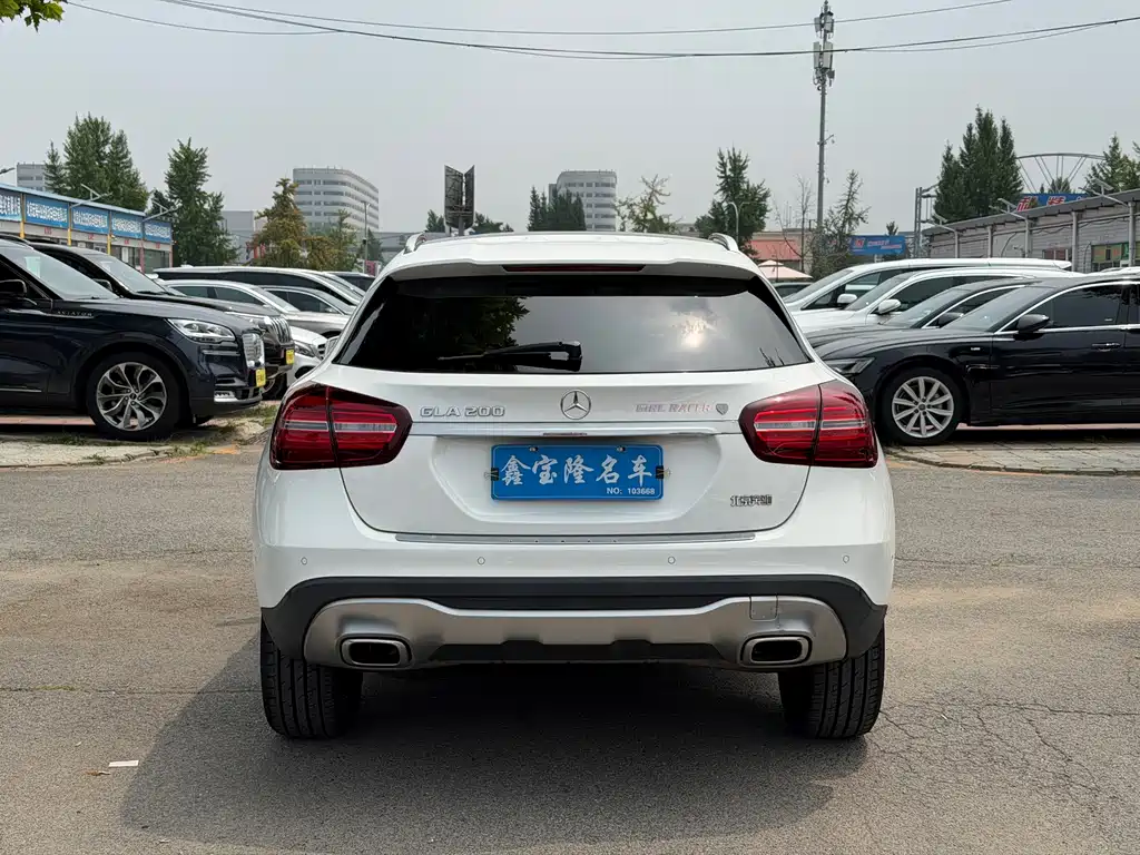 Mercedes-Benz GLA 2017