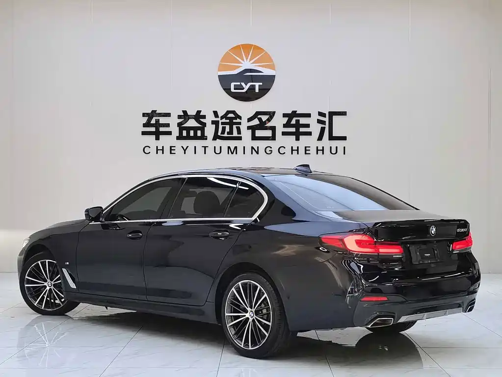 BMW 5 Series 2021