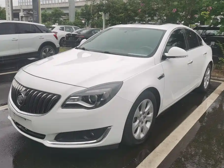 Buick Regal 2015 — фото 1